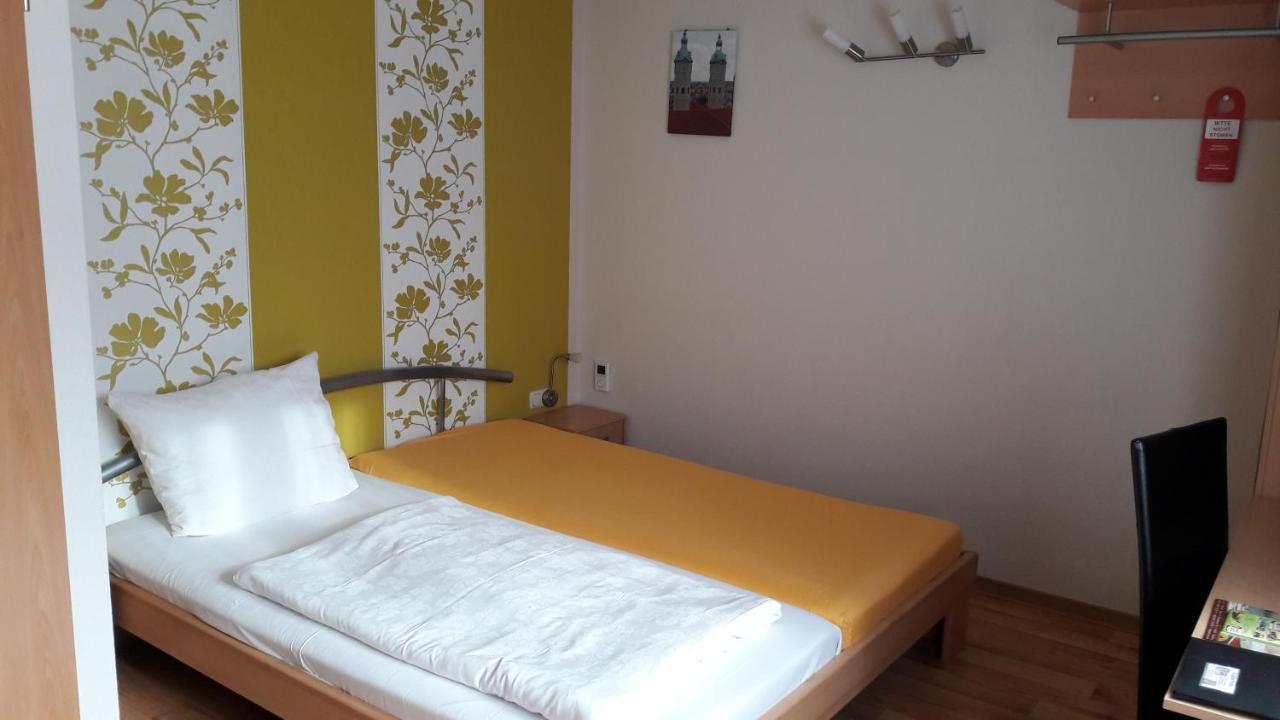 Grochlitzer Pension Naumburg  Luaran gambar